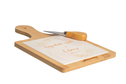 Tagliere legno con piastrella porcellana con decoro floreale e frase,con coltellino